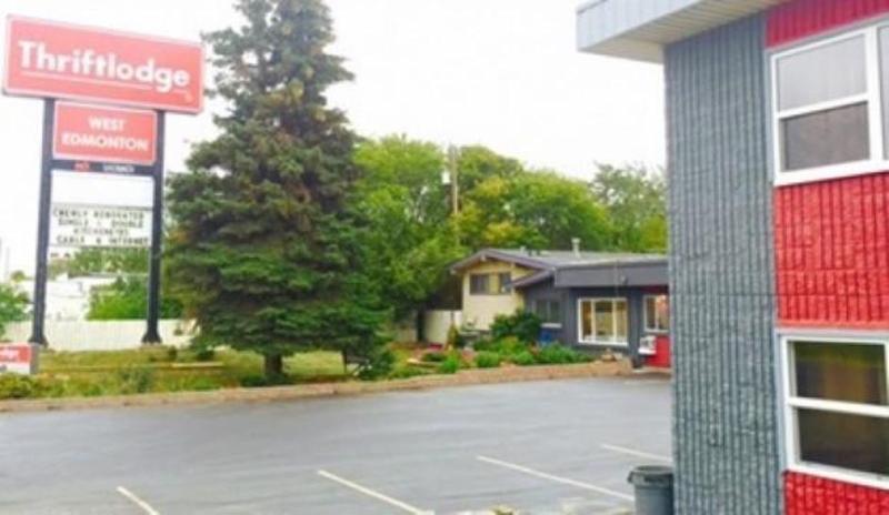Thriftlodge Эдмонтон Экстерьер фото