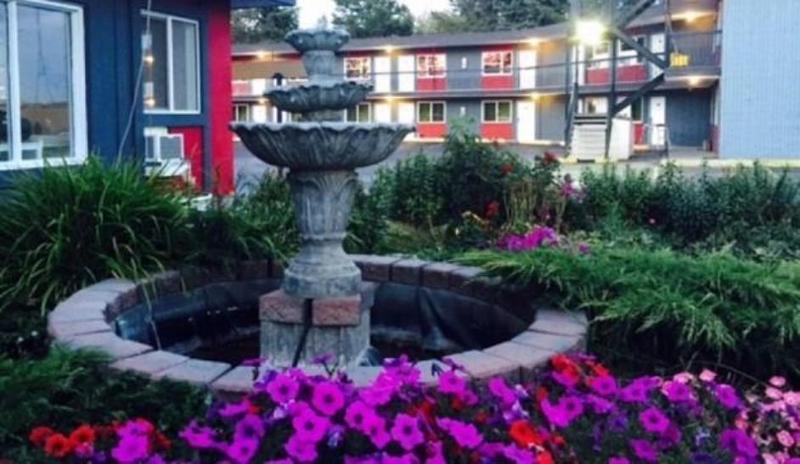 Thriftlodge Эдмонтон Экстерьер фото